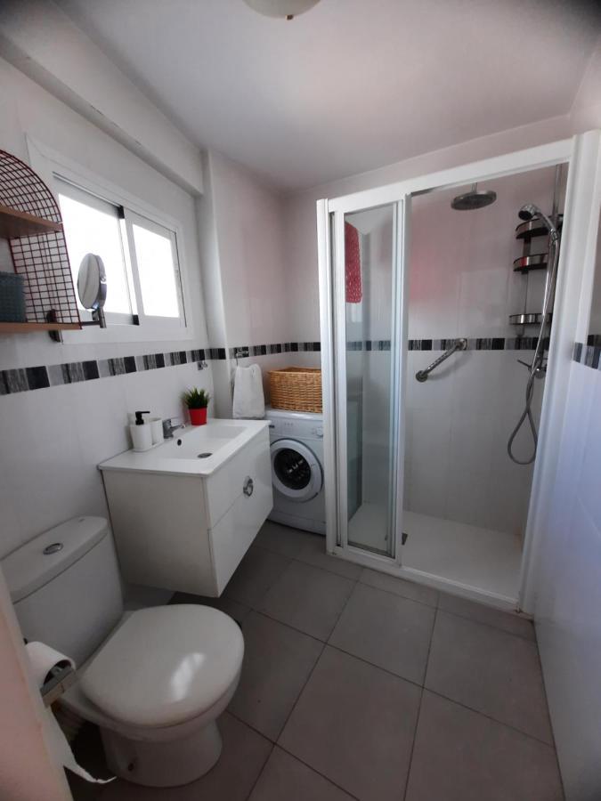 Happy Loix Apartamento Wifi Aa Benidorm Eksteriør billede