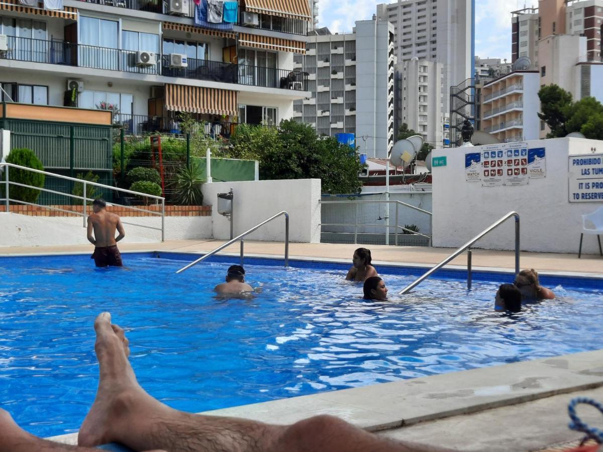 Happy Loix Apartamento Wifi Aa Benidorm Eksteriør billede