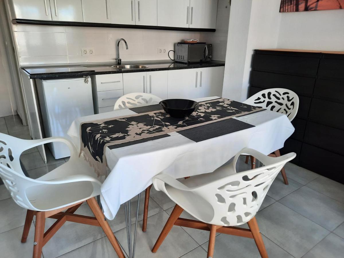 Happy Loix Apartamento Wifi Aa Benidorm Eksteriør billede