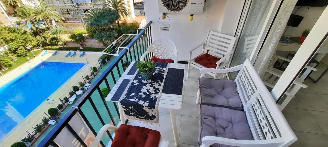 Happy Loix Apartamento Wifi Aa Benidorm Eksteriør billede