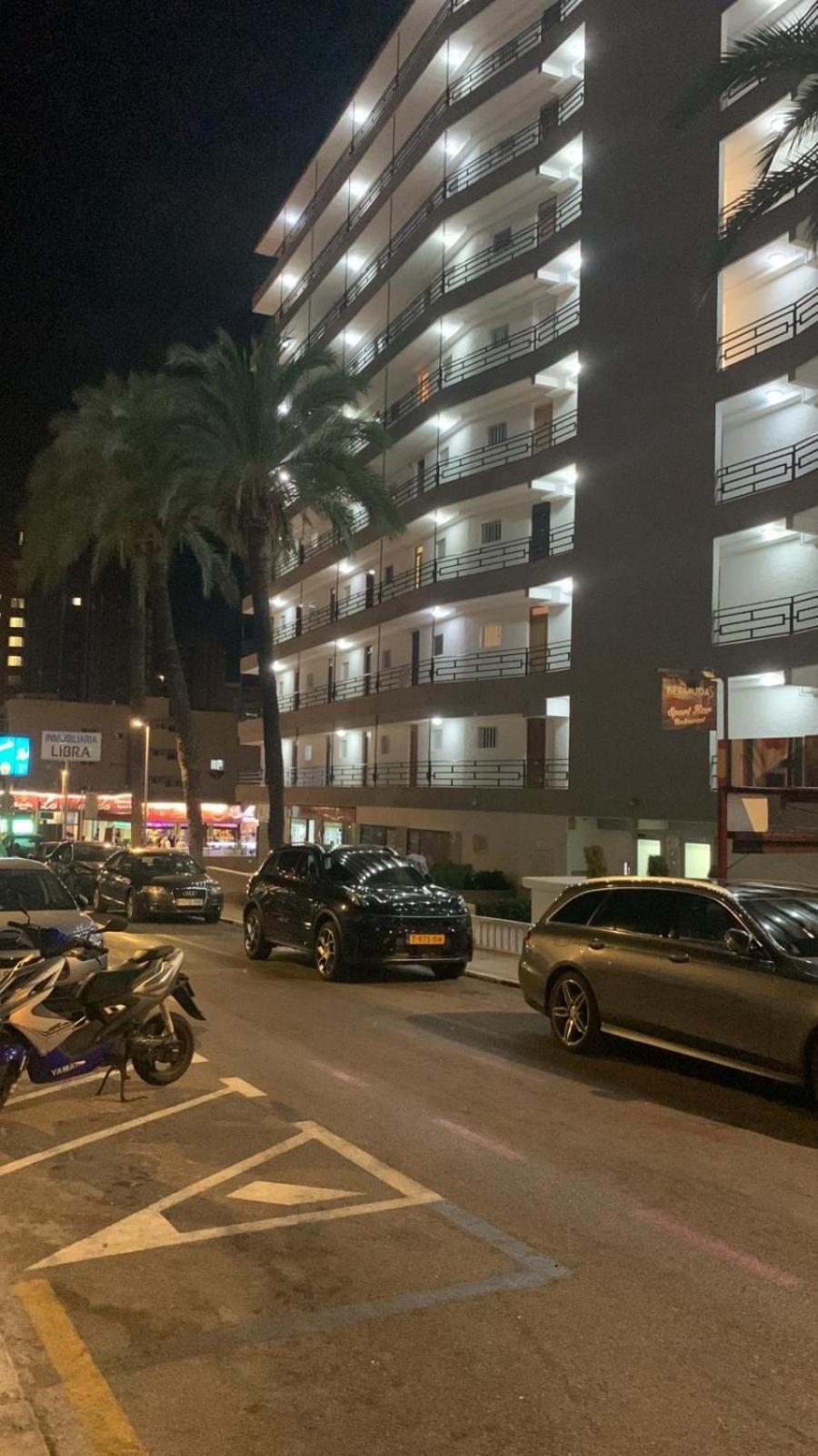 Happy Loix Apartamento Wifi Aa Benidorm Eksteriør billede