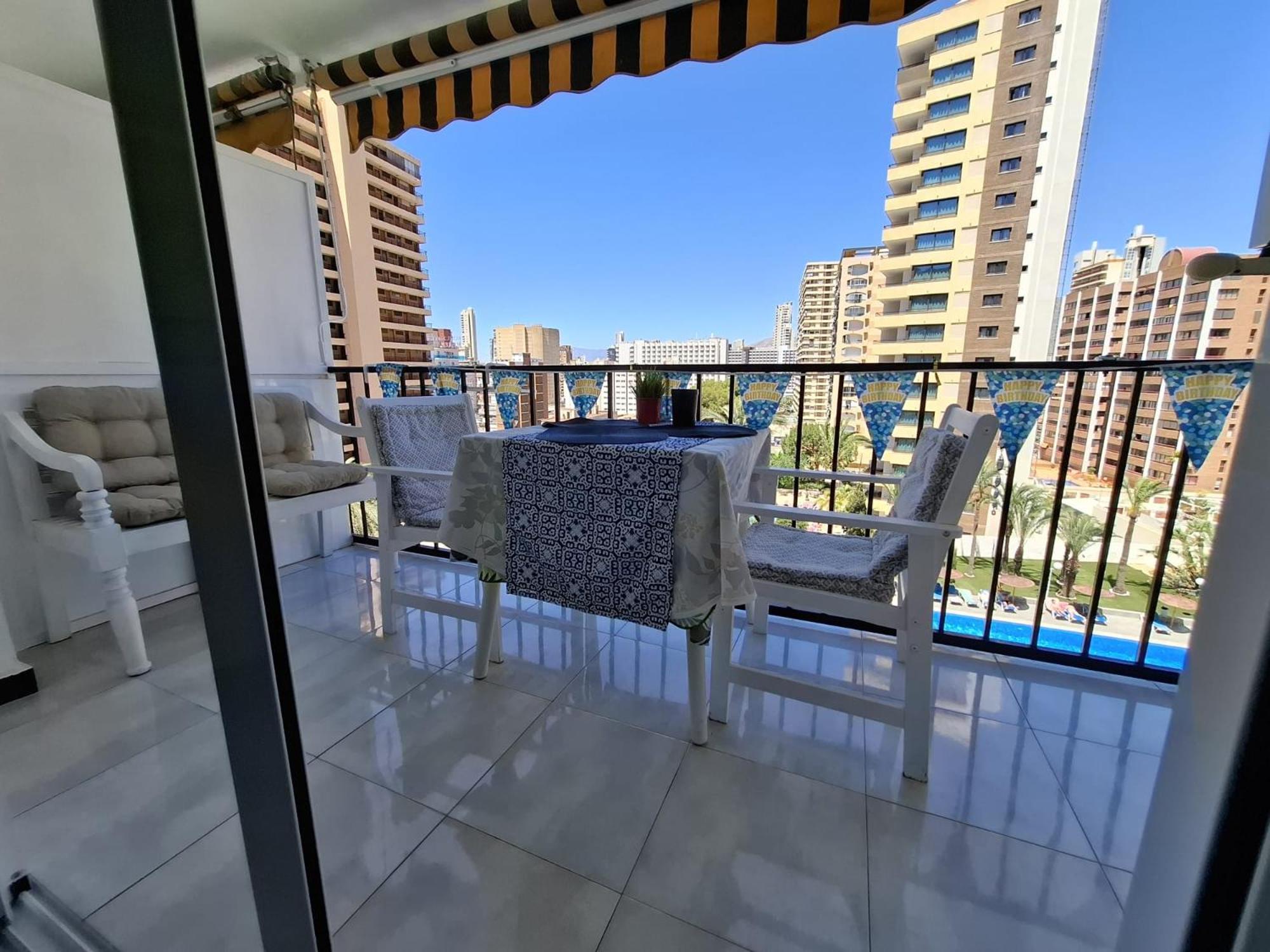 Happy Loix Apartamento Wifi Aa Benidorm Eksteriør billede